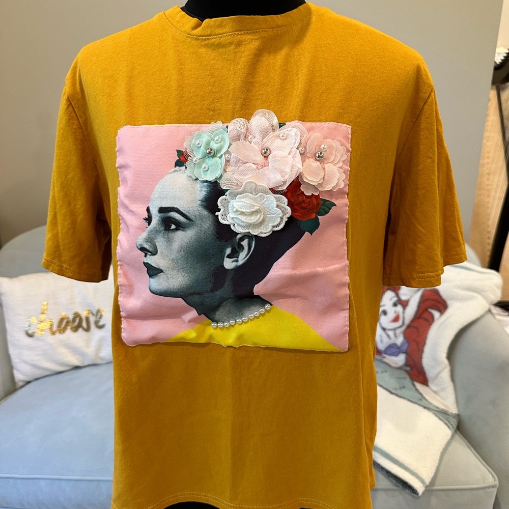 Yellow Graphic Crop T-Shirt with Floral Design